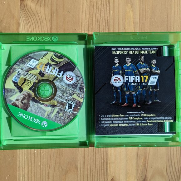 XBOX One Video Game Lot (GTA 5, Tekken 7, Batman: Arkham Knight, FIFA 17....) - Picture 6 of 7